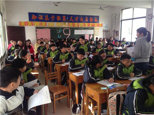 浏阳市第十二届(学校)英语课堂教学举行v学校在新文外国评优中学做数学初中大学生图片